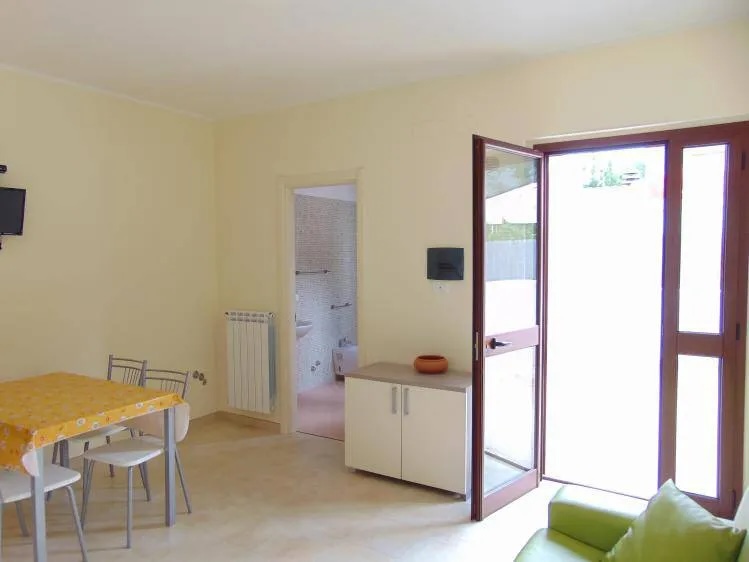 Appartamento 4 – Bilocale 4 posti a Vieste - soggiorno2